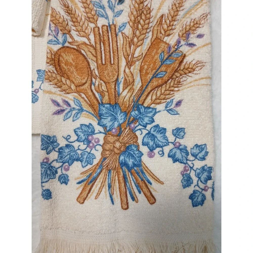 NWT VTG 80s Kitchen Sentiments‎ Blue Harvest Wheat Pot Holders & Towels Set